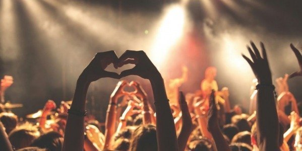 La canción del verano: la historia de este fenómeno musical